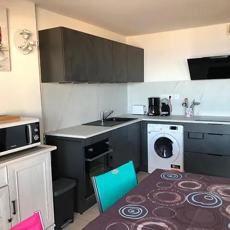 Front De Апартаменты *