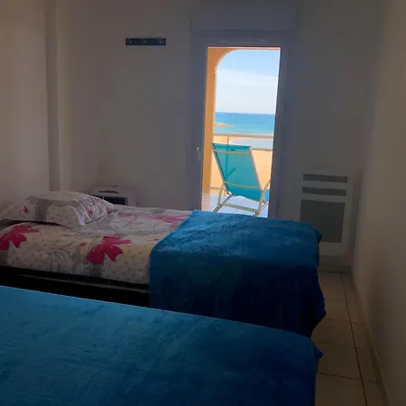 Front De Appartement Valras-Plage